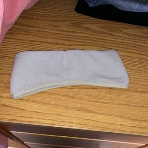 The North Face headband almost new condition